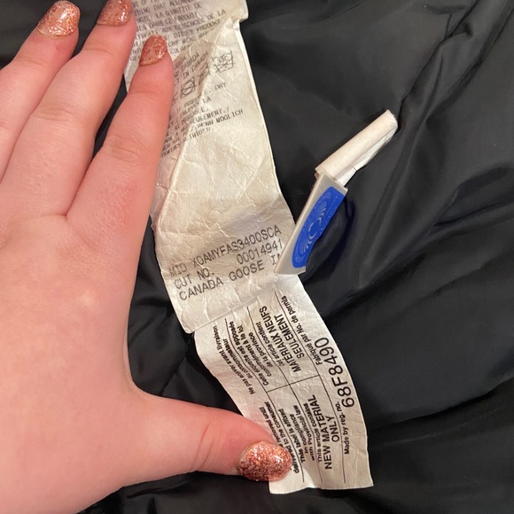 Canada Goose Pink Montebello Jacket - Picture 5 of 12